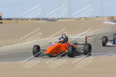 media/Oct-30-2022-CalClub SCCA (Sun) [[310aff4a96]]/Race Group 2/Race (Grapevine)/